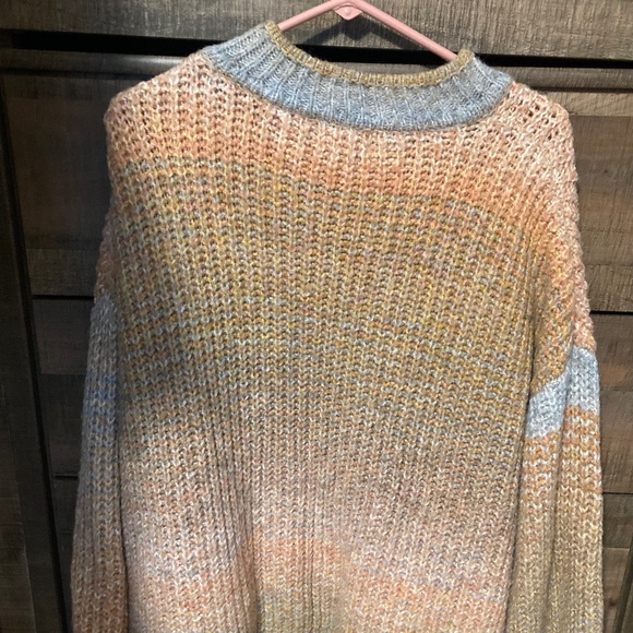 Universal Thread Sweater - Picture 2 of 5
